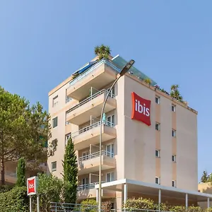 https://ibis-roquebrune-cap-martin-menton.fr-provencehotel.com
